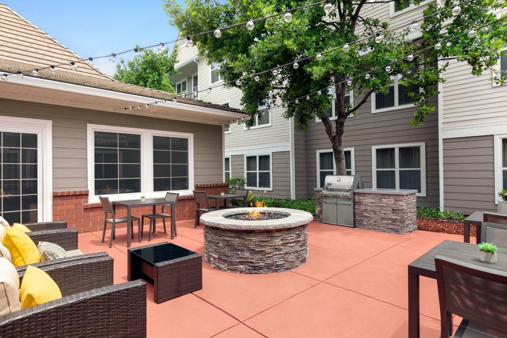 Residence Inn By Marriott Vacaville Exteriör bild